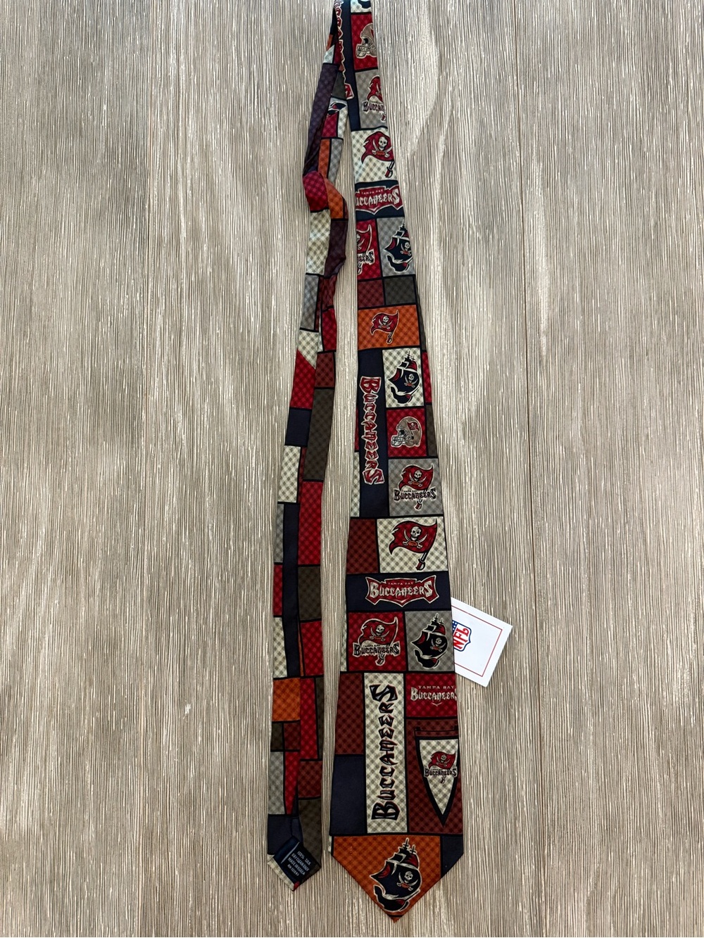 NFL Tampa Bay Buccaneers 100% Silk Geometric Patchwork Necktie NWT
